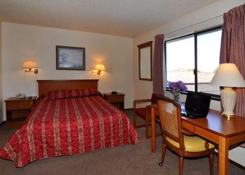 Marinwood Inn & Suites ナヴァト エクステリア 写真